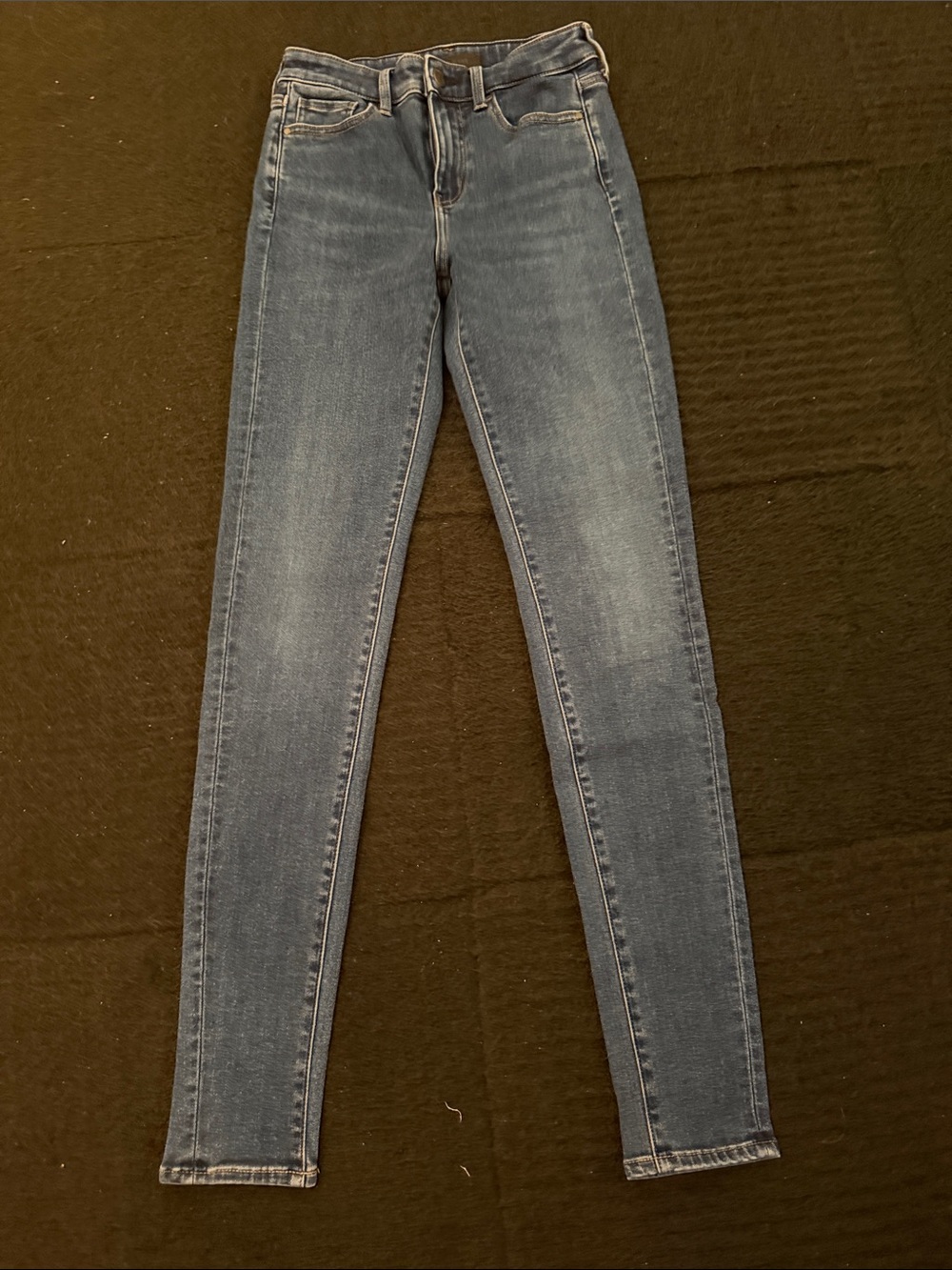 Uniqlo Women's Skinny Jeans in Faded Blue
